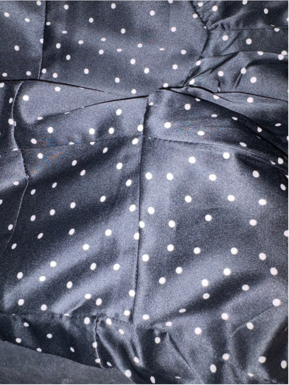 Polka Dot Maxi Dress with Thigh Slit and Sweetheart Neckline - Picture 3 of 4